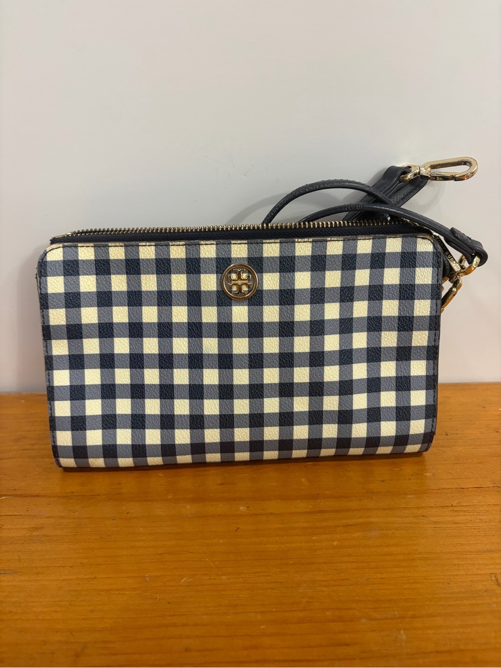 Tory Burch Navy and Cream Gingham Wristlet with Gold Logo